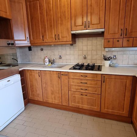 Apartmanhaz 2-6 Fonek Daire Peçuy Dış mekan fotoğraf